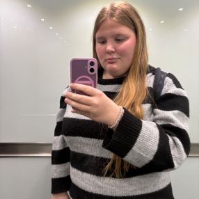Karlotta, Babysitter in Kirchlengern