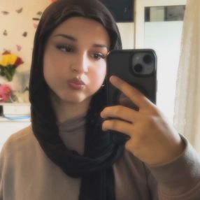 Sumayai, Babysitter in Würselen
