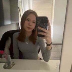 Alisha, Babysitter in Völklingen