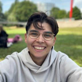 Celine, Babysitter in Pforzheim