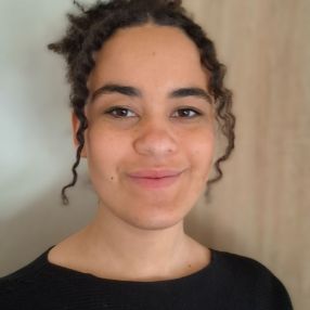 Mira, Babysitter in Kraichtal