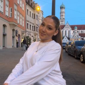 Davina, Babysitter in Bobingen