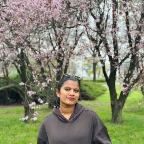 Aleena, Babysitter in Detmold