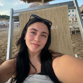 Sara, Babysitter in Stuttgart