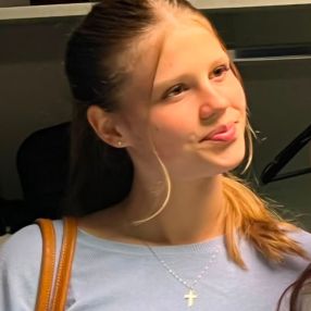 Valerie, Babysitter in Unterhaching