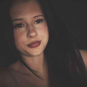 Julia, Babysitter in Ilmenau