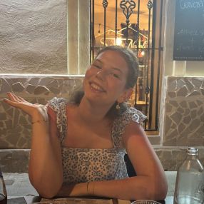 Mariella, Babysitter in Reinbek