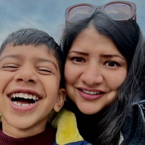 Aditi, Familie in Haar
