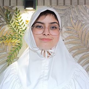 Fatima, Babysitter in Nürnberg