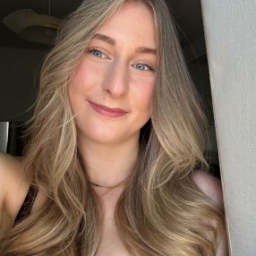 Annina, Babysitter in Düsseldorf