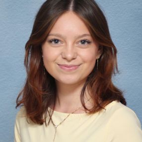 Celina, Babysitter in Herzogenrath