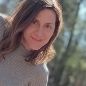 Mona, Babysitter in Ahrensburg