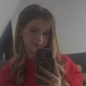 Larissa, Babysitter in Erftstadt