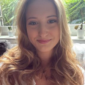 Nadin, Babysitter in Braunschweig