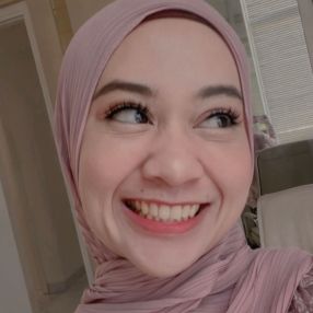 Indri Hadiyanti, Babysitter in Friedrichshafen