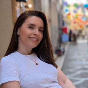 Madalina, Babysitter in Düsseldorf