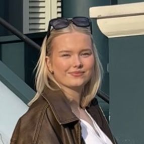 Sarah, Babysitter in Solingen