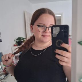 Charlotte, Babysitter in Vöhringen