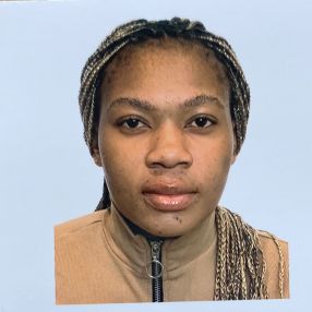 Mireille, Babysitter in Sindelfingen