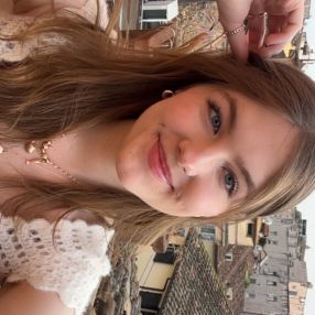 Viktoria, Babysitter in Niebüll