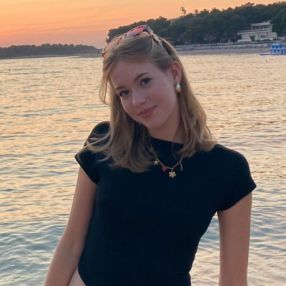 Josefine, Babysitter in Mühldorf am Inn