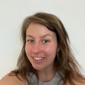 Anouska, Babysitter in Kranenburg