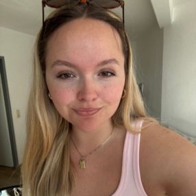 Petra, Babysitter in Frechen