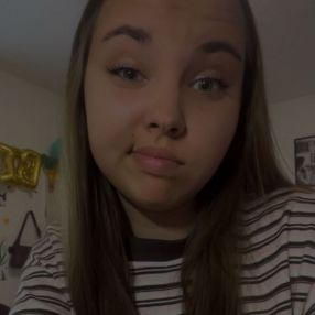 Emely, Babysitter in Schleswig
