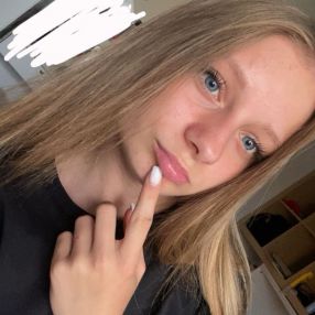 Angelina, Babysitter in Zwickau