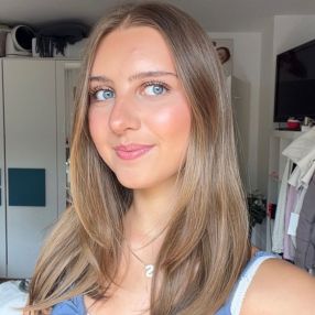 Sophia, Babysitter in Obertshausen