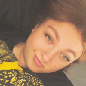 Emily, Babysitter in Hohenhameln