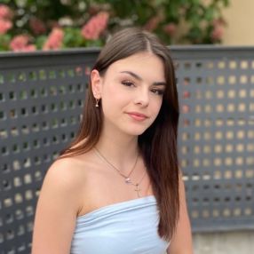 Melina, Babysitter in Radebeul