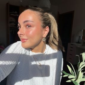 Antonia, Babysitter in Wetzlar