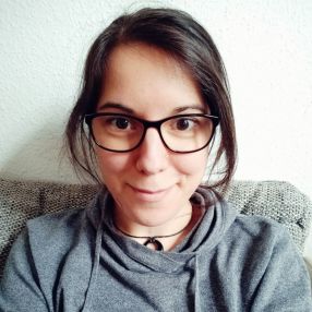 Mevi, Babysitter in Bremen