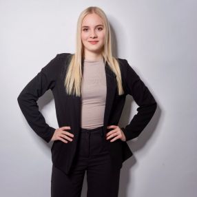 Verena, Babysitter in Königsbrunn