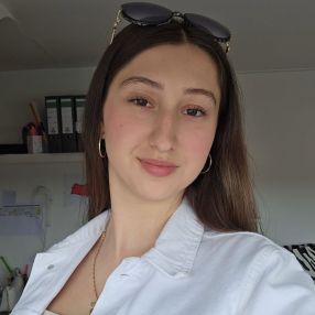 Selin, Babysitter in Goldbach