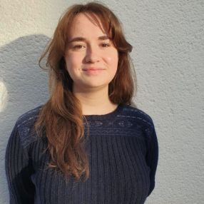 Jule, Babysitter in Bruchköbel