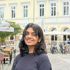 Aloukya, Babysitter in Dresden