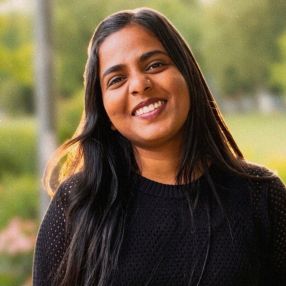 Nidhi, Babysitter in Wiesbaden