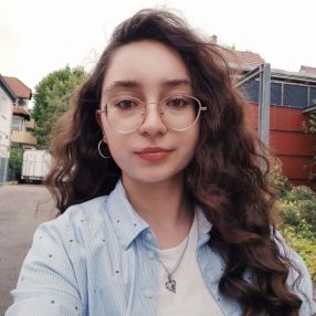 Nimet, Babysitter in Sindelfingen