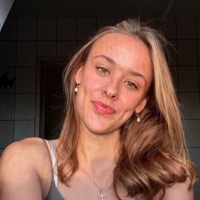 Renee Lilly, Babysitter in Neumünster
