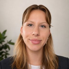 Vanessa, Babysitter in Petersberg