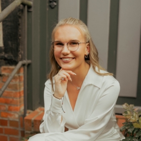 Jana, Babysitter in Stade