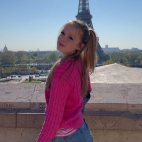 Romy, Babysitter in Weimar