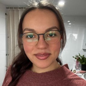 Melina, Babysitter in Erftstadt