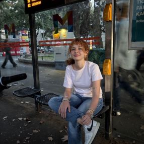 Pelin, Babysitter in Wiesbaden