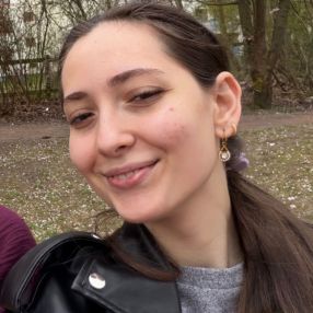 Sofia, Babysitter in Borna