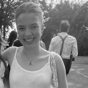 Viktoria, Babysitter in Köln