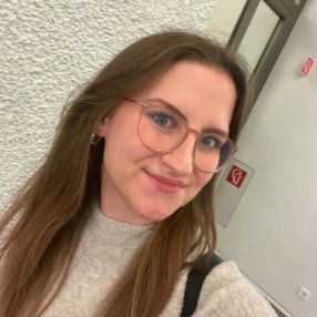 Katharina, Babysitter in Aichach