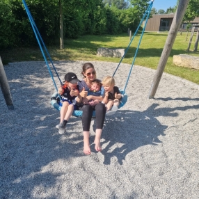 Çana, Familie in Neusäß
